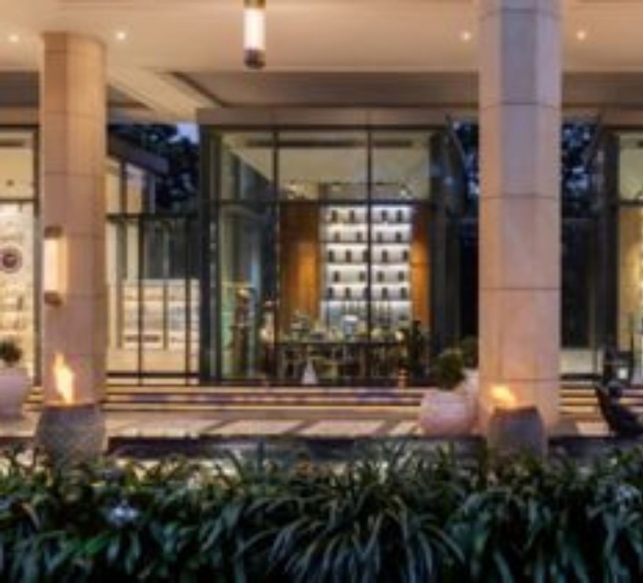 The Ritz‑Carlton